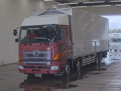 Hino PROFIA
