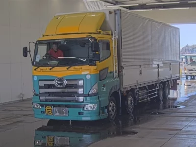 Hino PROFIA