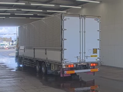 Hino PROFIA