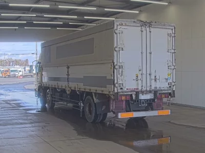 Hino PROFIA