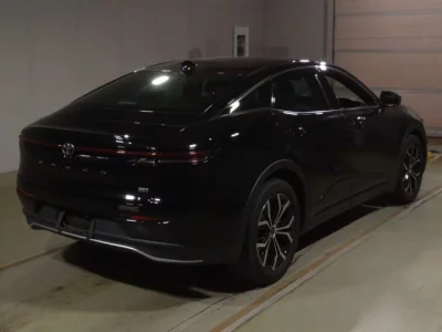 Toyota CROWN CROSSOVER