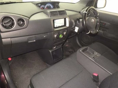 Toyota bB