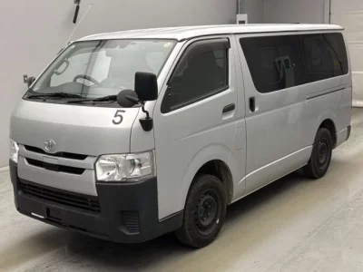 Toyota RegiusAce
