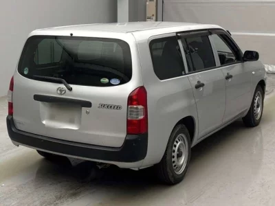 Toyota SUCCEED