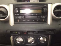 Toyota IST лот № 70048 оценка 3.5  с аукциона в Японии 5