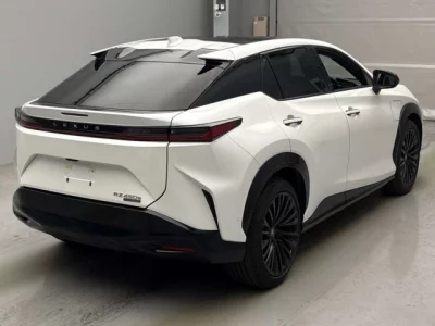 Lexus RZ450e