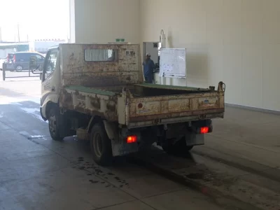 Hino DUTRO