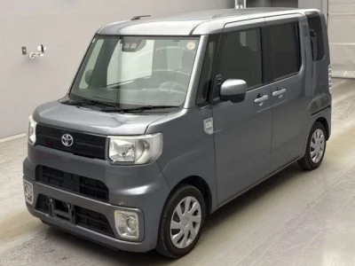 Toyota PIXIS MEGA