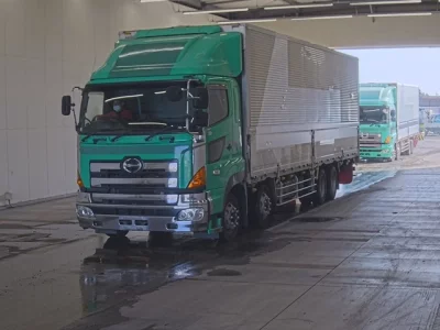 Hino PROFIA