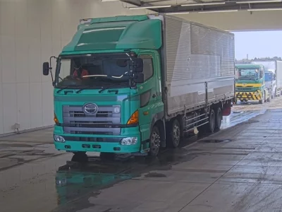 Hino PROFIA