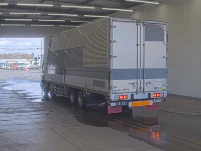 Hino PROFIA