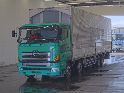 Hino PROFIA