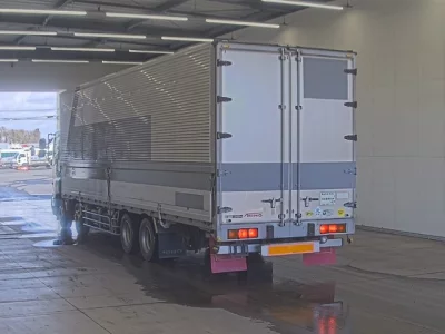 Hino PROFIA