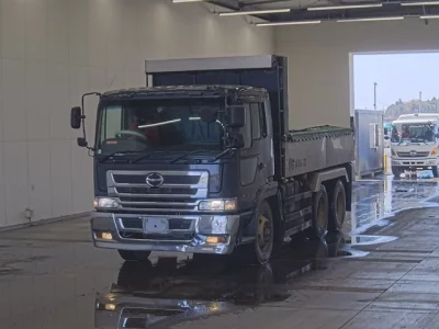 Hino PROFIA