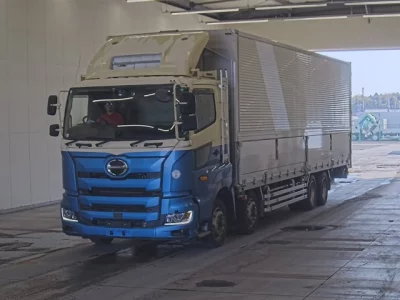 Hino PROFIA