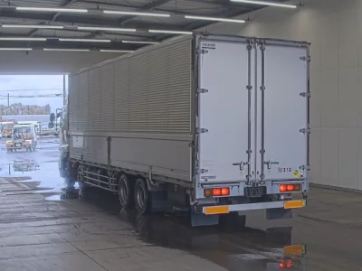 Hino PROFIA
