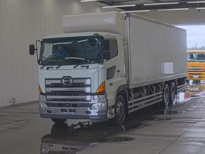 Hino PROFIA