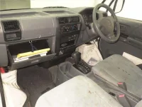 Nissan CLIPPER VAN лот № 70036 оценка 3.5  с аукциона в Японии 3