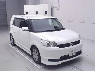 Toyota COROLLA RUMION