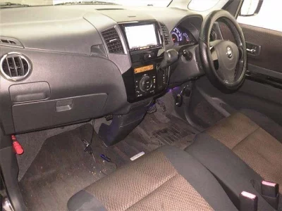 Nissan ROOX  с аукциона в Японии