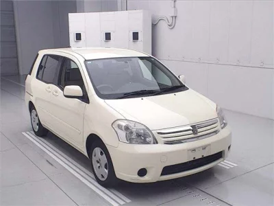 Toyota Raum