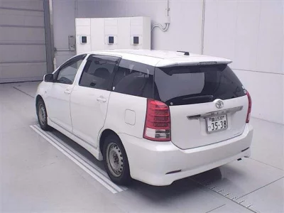 Toyota WISH  с аукциона в Японии