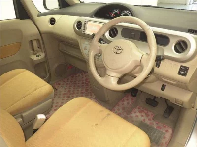 Toyota PORTE  с аукциона в Японии