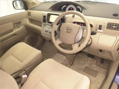 Toyota Raum
