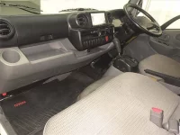 Toyota DYNA лот № 60272 оценка 3.5  с аукциона в Японии 3