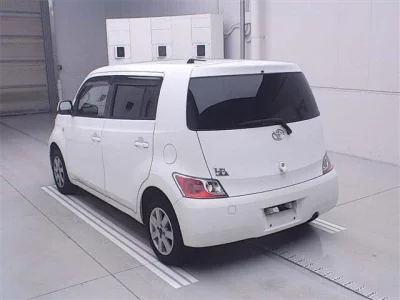 Toyota bB