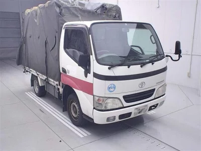 Toyota DYNA  с аукциона в Японии