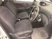 Toyota FUNCARGO лот № 70337 оценка 3.5  с аукциона в Японии 4