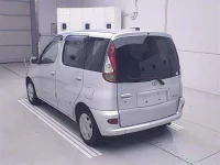 Toyota FUNCARGO лот № 70337 оценка 3.5  с аукциона в Японии 1