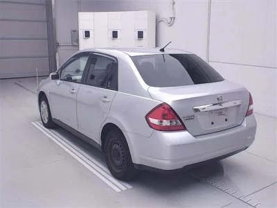 Nissan Tiida Latio