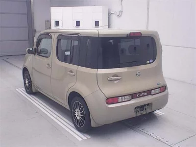 Nissan CUBE