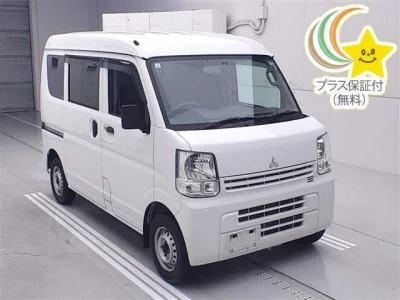 Mitsubishi Minicab Van