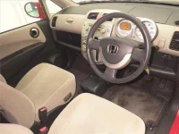 Honda LIFE лот № 70119 оценка 3.5  с аукциона в Японии 2