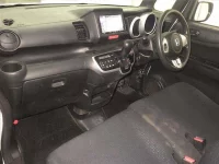 Honda N BOX лот № 60123 оценка 4  с аукциона в Японии 3