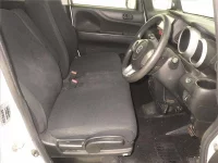 Honda N BOX лот № 60123 оценка 4  с аукциона в Японии 4