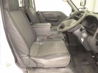 Mitsubishi DELICA TRUCK лот № 2201 оценка 4  с аукциона в Японии 4