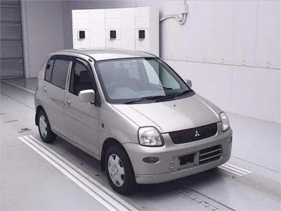Mitsubishi Minica