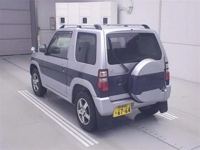 Mitsubishi Pajero Mini