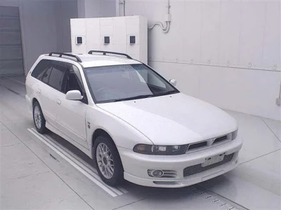 Mitsubishi LEGNUM