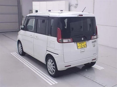 Suzuki Spacia