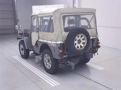 Mitsubishi Jeep