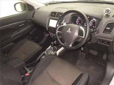 Mitsubishi RVR