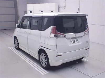 Suzuki Solio