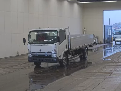 Nissan ATLAS  с аукциона в Японии