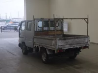 Nissan ATLAS лот № 1460 оценка R  с аукциона в Японии 1