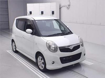 Suzuki MRWAGON